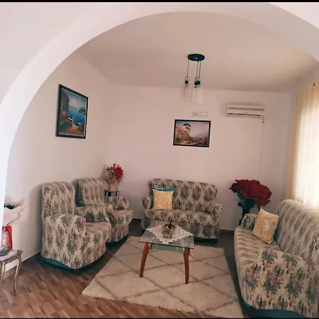 Hoxhaj 度假居